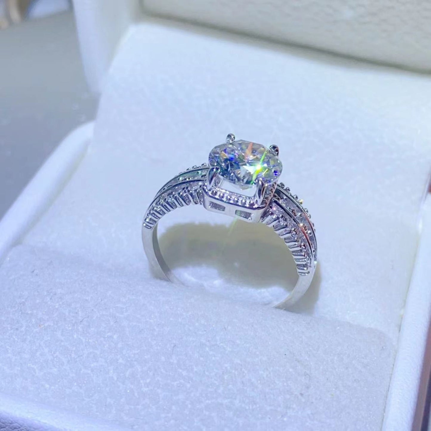 2 Carat Moissanite 925 Sterling Silver Ring - Candle Divas