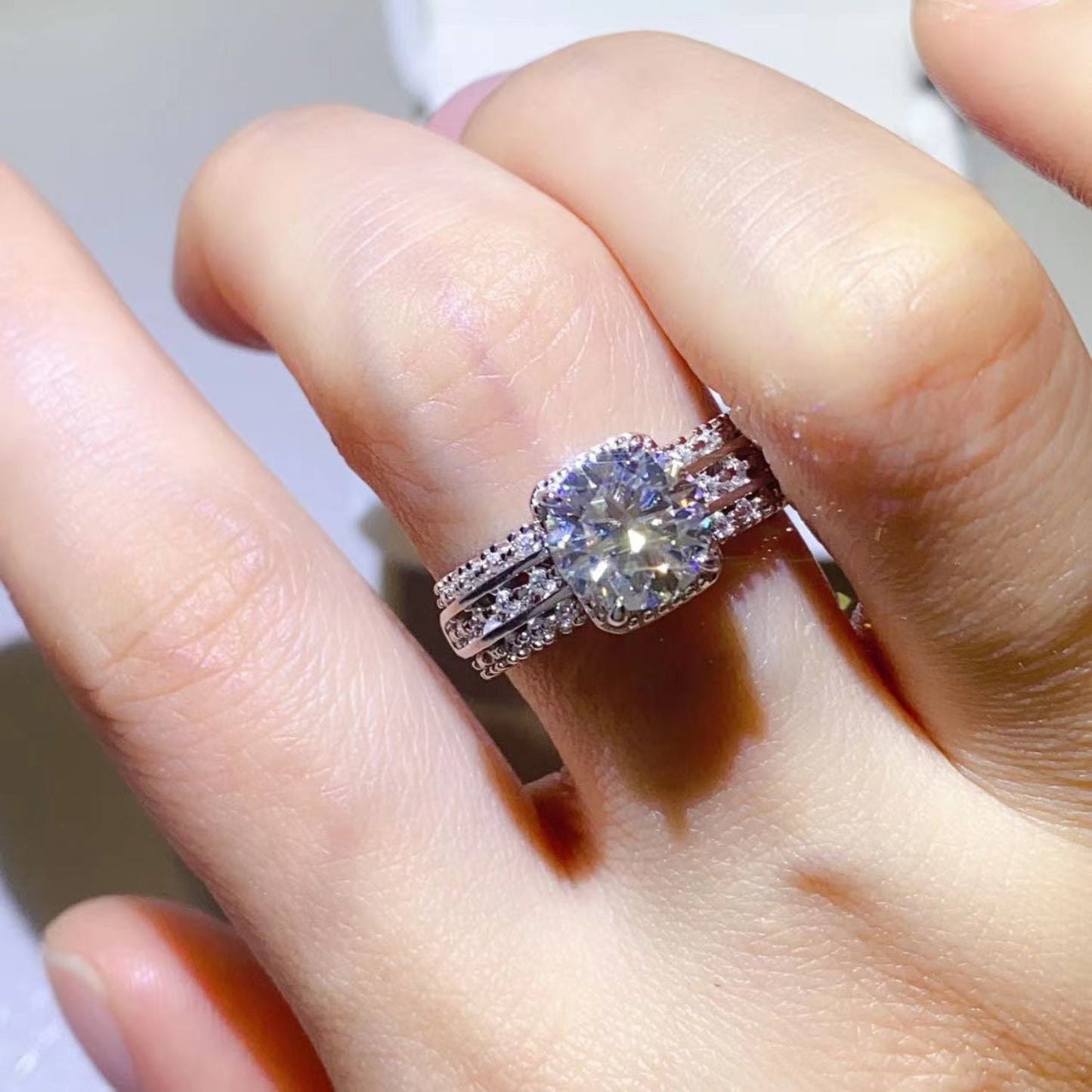 2 Carat Moissanite 925 Sterling Silver Ring - Candle Divas