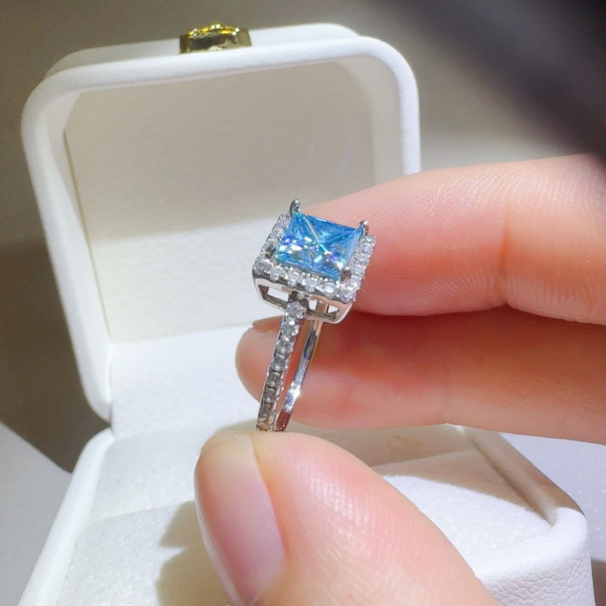 2 Carat Moissanite 925 Sterling Silver Square Shape Ring - Candle Divas