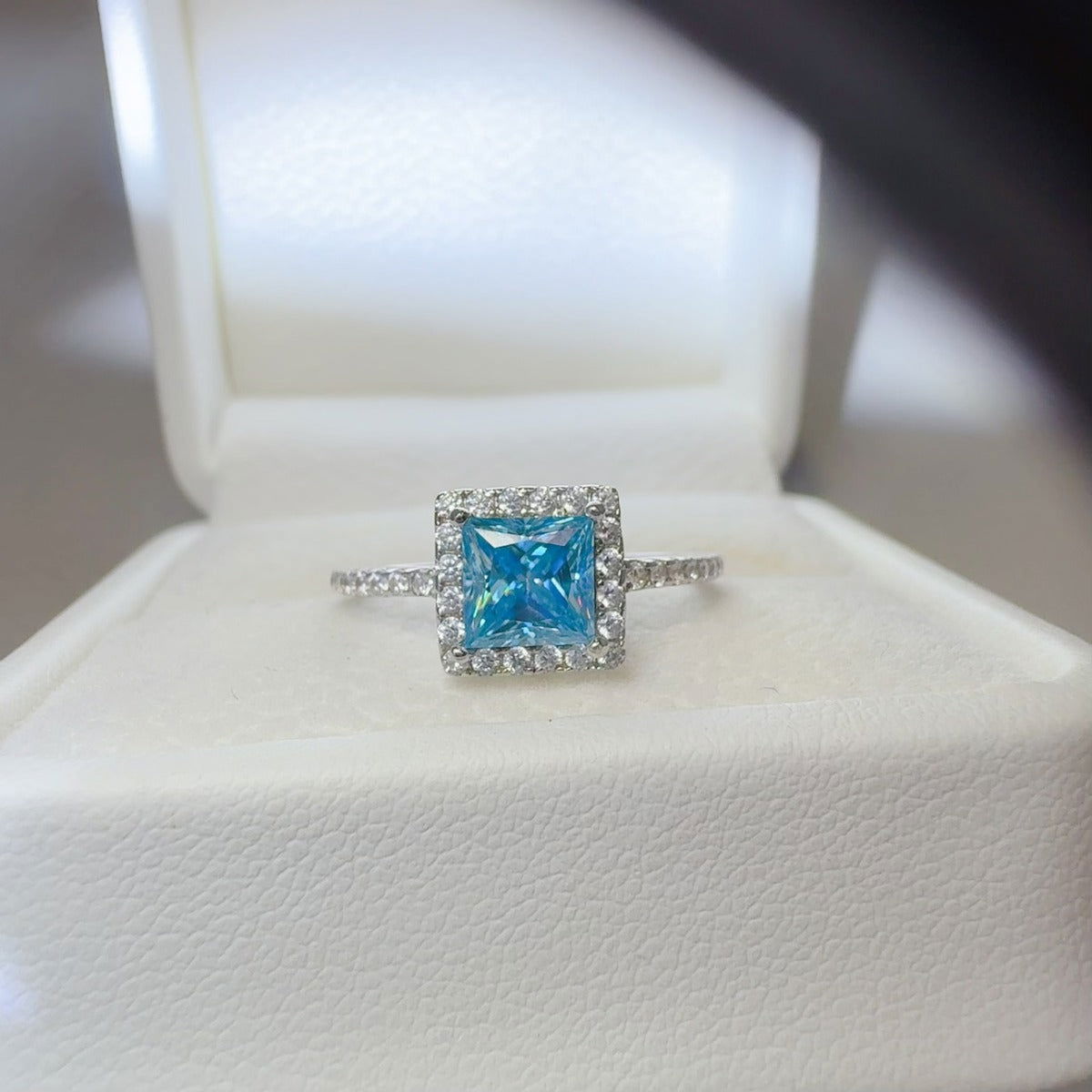2 Carat Moissanite 925 Sterling Silver Square Shape Ring - Candle Divas