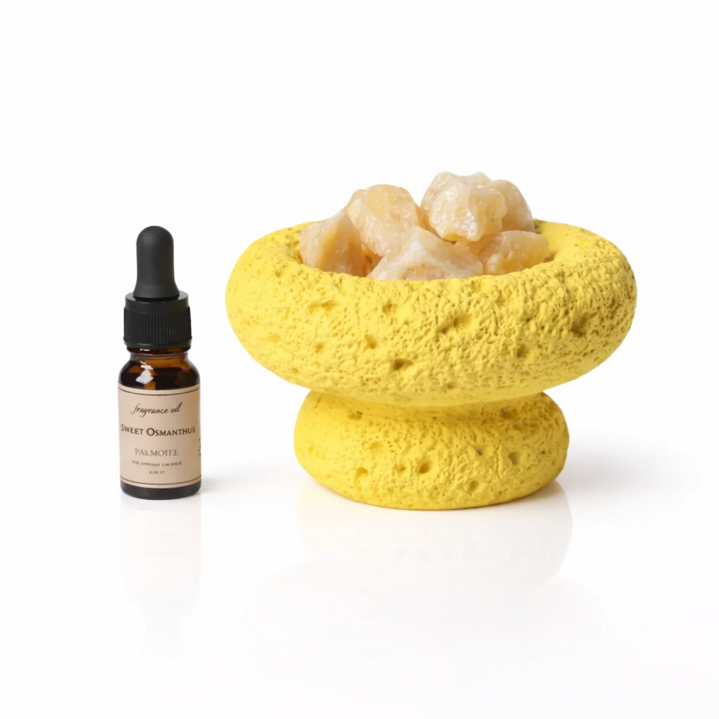 Yellow moon aromatherapy diffuser with citrine crystals and oolong tea fragrance oil